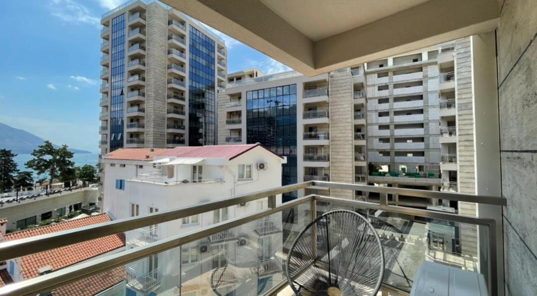 Montesun Fontana Apartments Budva Exterior photo