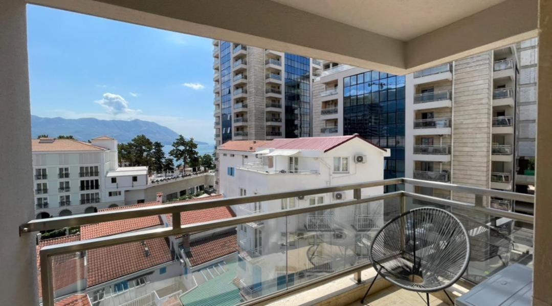Montesun Fontana Apartments Budva Exterior photo